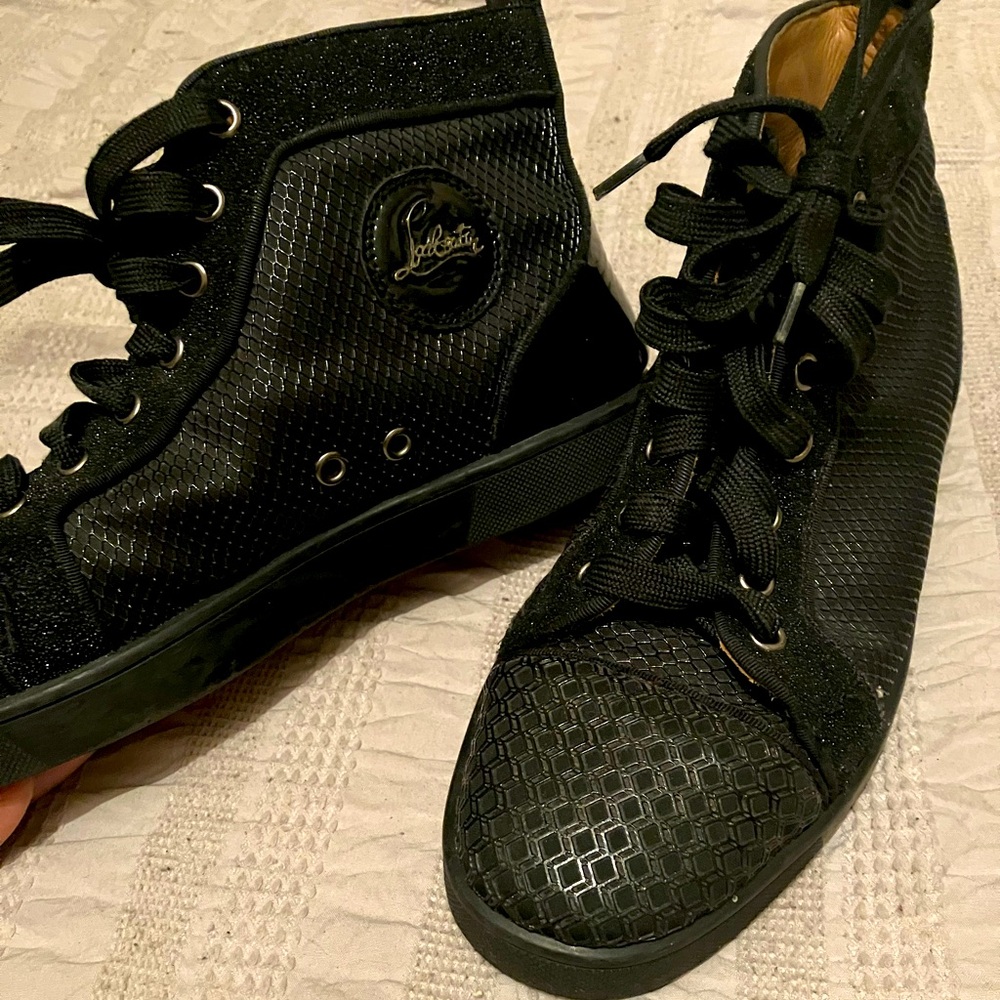 Loui Vuitton trainers size 9.5